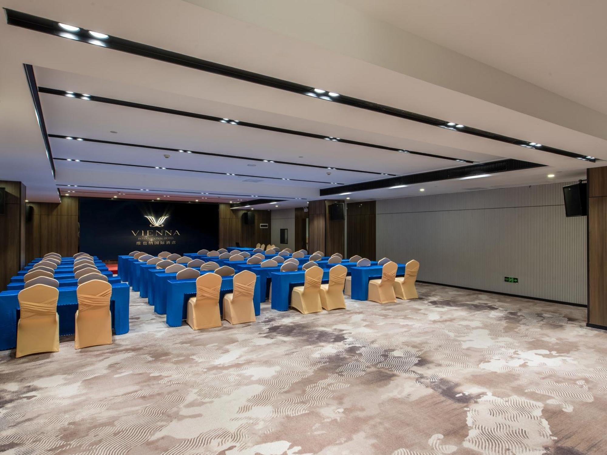 Vienna International Hotel Guangzhou Baiyun International Conference Center Екстер'єр фото