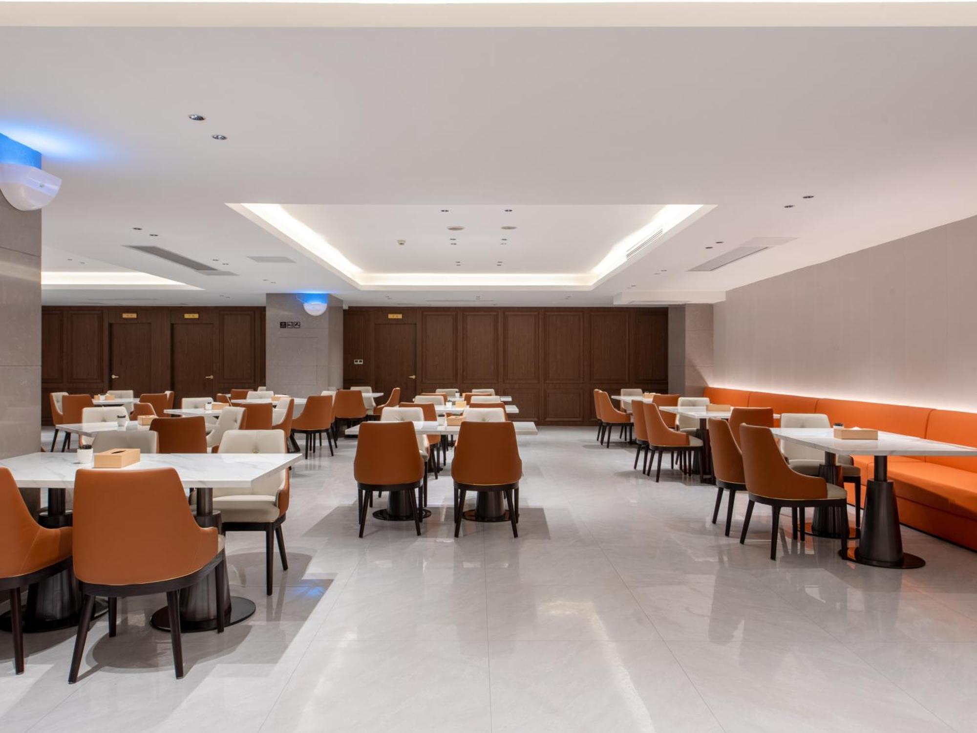 Vienna International Hotel Guangzhou Baiyun International Conference Center Екстер'єр фото